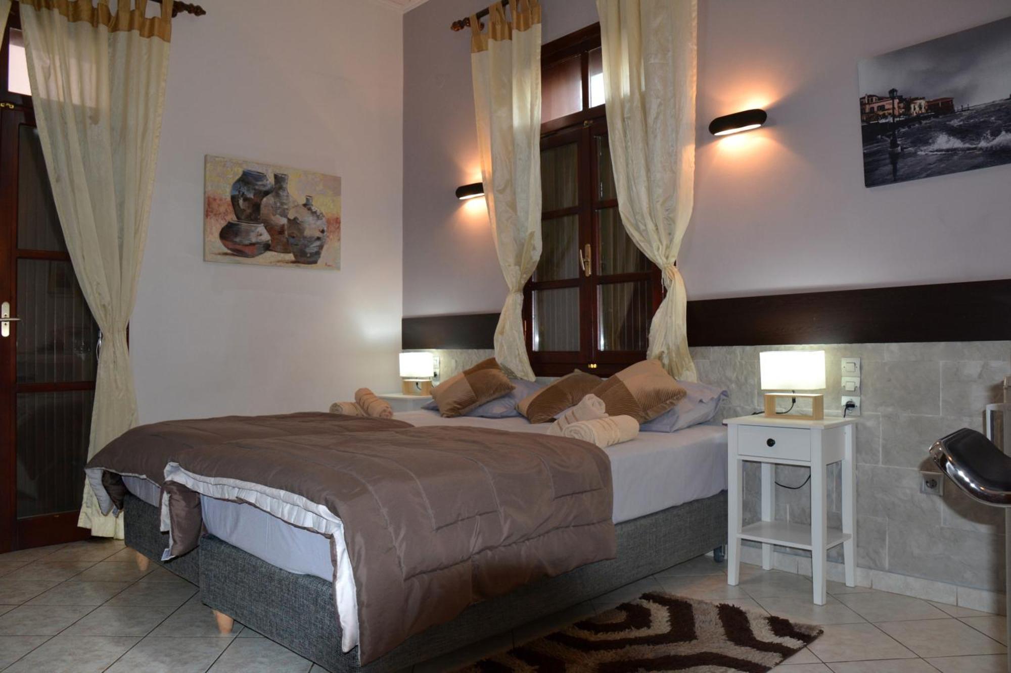Enetiko Rooms Chania  ภายนอก รูปภาพ